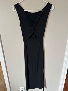 Black Twist-Front Ribbed Midi Dress - Women's